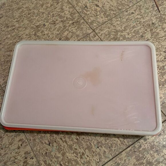 Tupperware 1292-7 Hot Dog Bacon Deli Meat Keeper - Picture 5 of 6